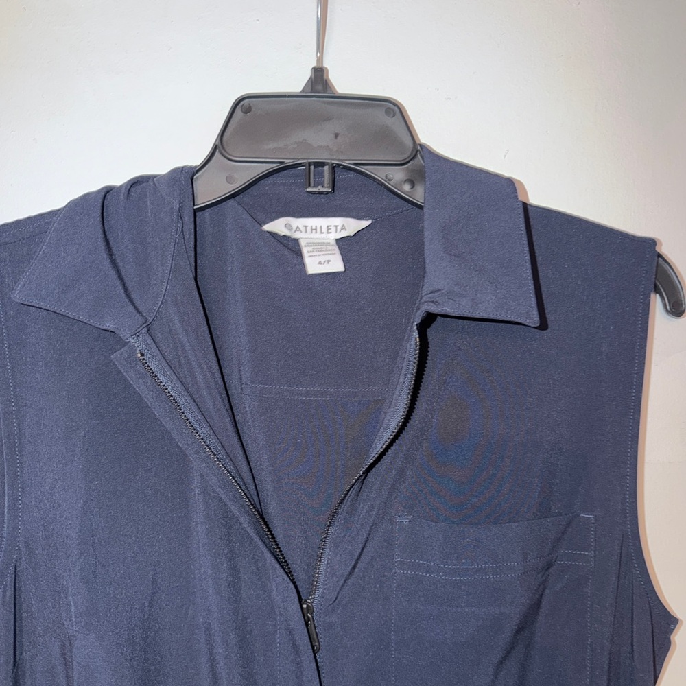 Athleta Navy Sleeveless Zip Jumper